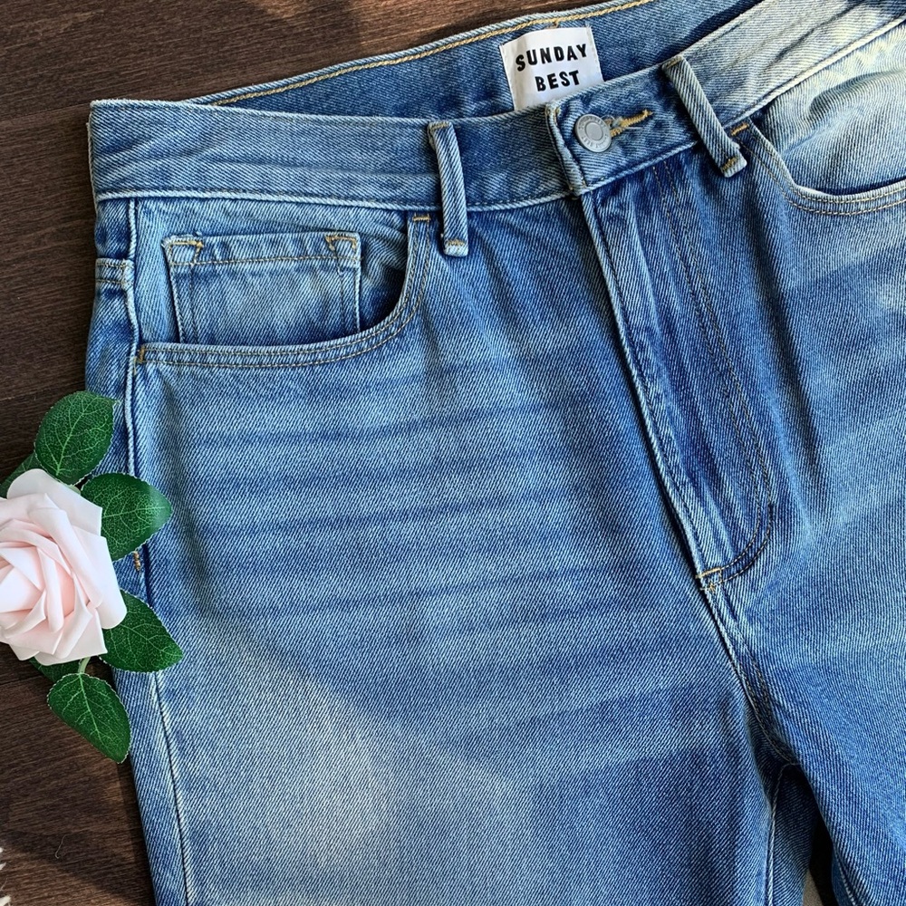 *Like-New* Sunday Best Mom Jeans